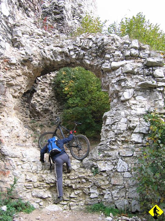 foto_ 126.jpg - Powiedzmy sobie to prosto w oczy: Nie wszędzie da się wjechać.